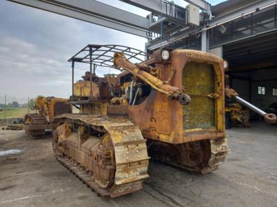 Caterpillar D8H sold by CERVETTI TRACTOR Srl