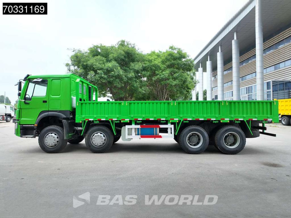 Sinotruk HOWO 371 8X4 Photo 6