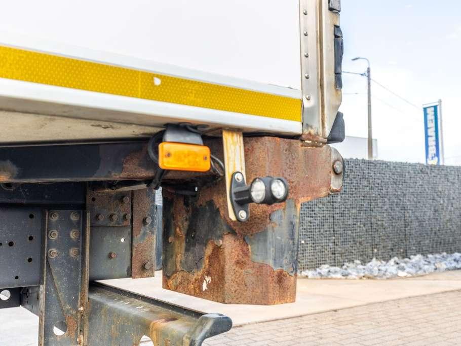Volvo FLH 290+ CARRIER Photo 11