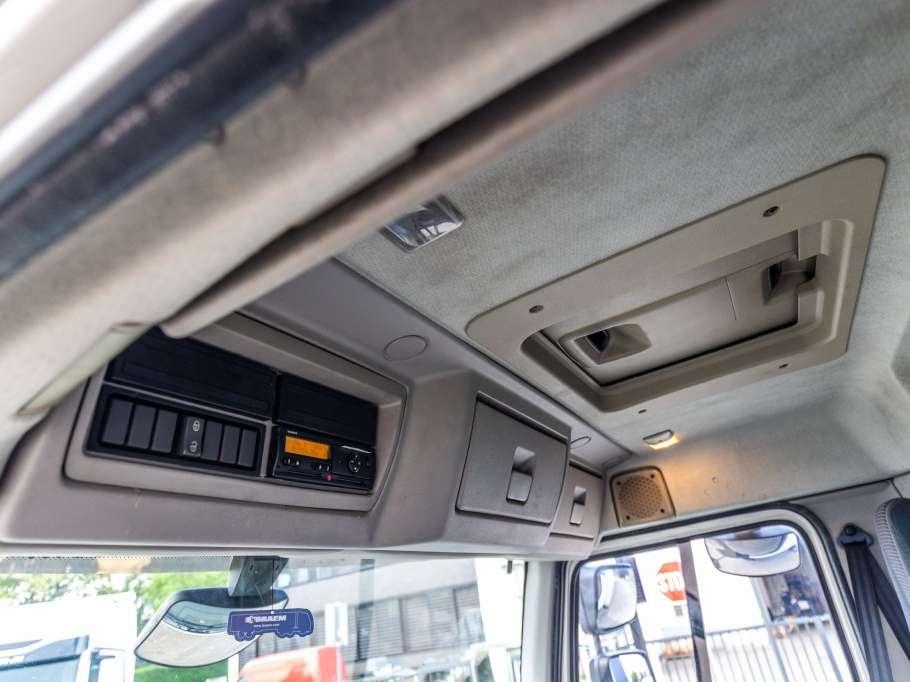 Volvo FLH 290+ CARRIER Photo 18