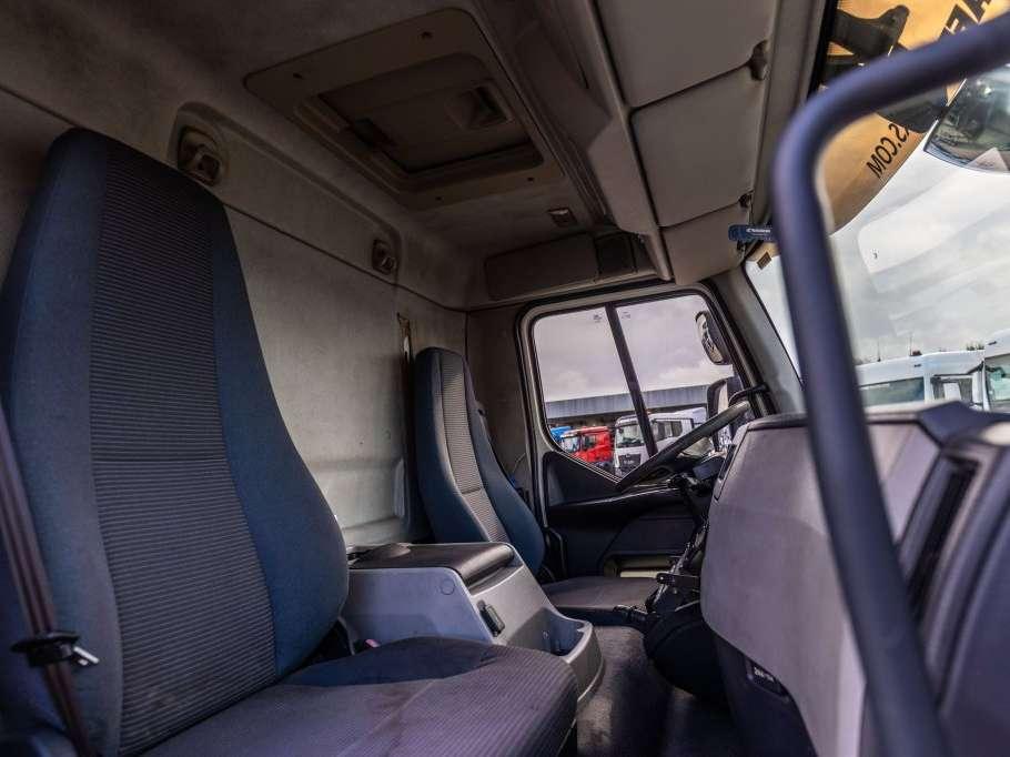 Volvo FLH 290+ CARRIER Photo 20