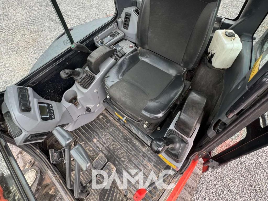 Kubota U36-4 Photo 8