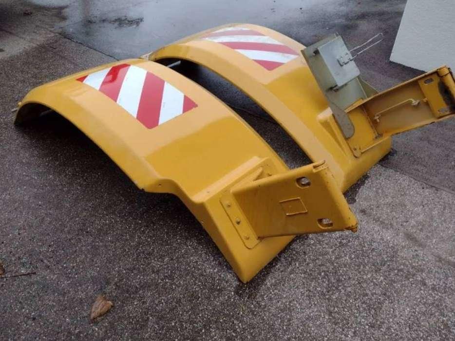 Caterpillar 966G / 966H Fender Photo 3