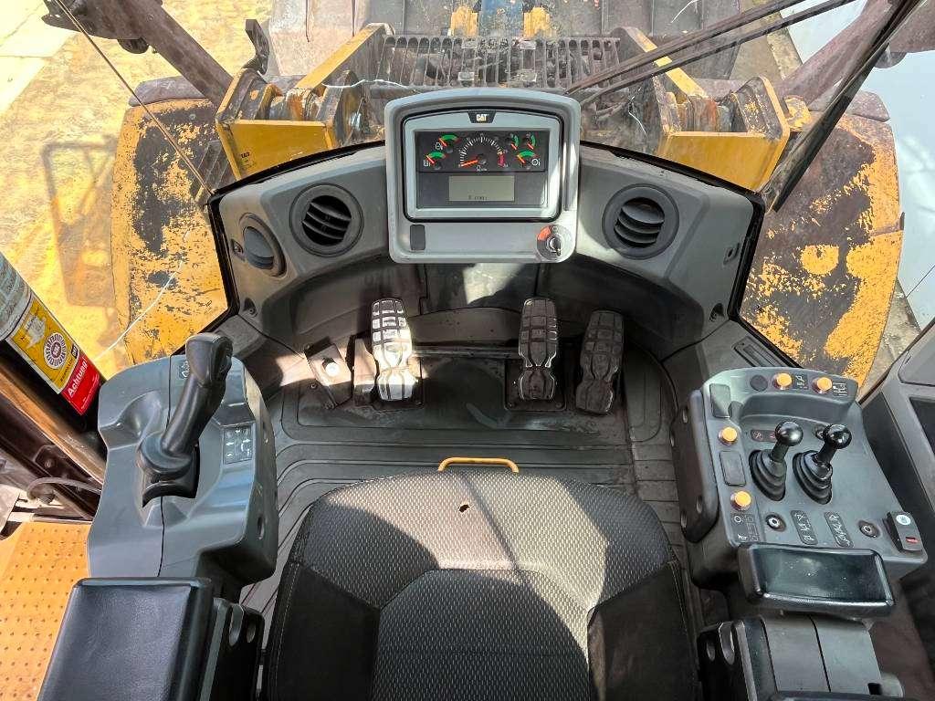 Caterpillar 972M - Automatic Greasing / Camera Photo 9