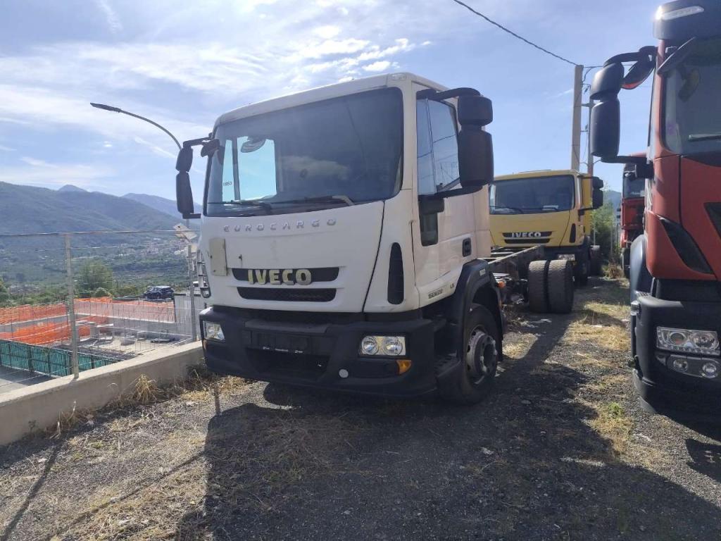 Iveco EUROCARGO 150E22P Photo 25