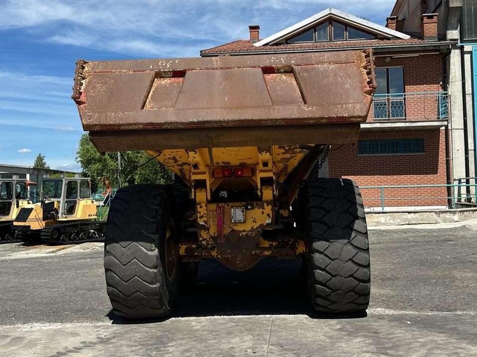 Volvo A25C 6X6 Photo 19