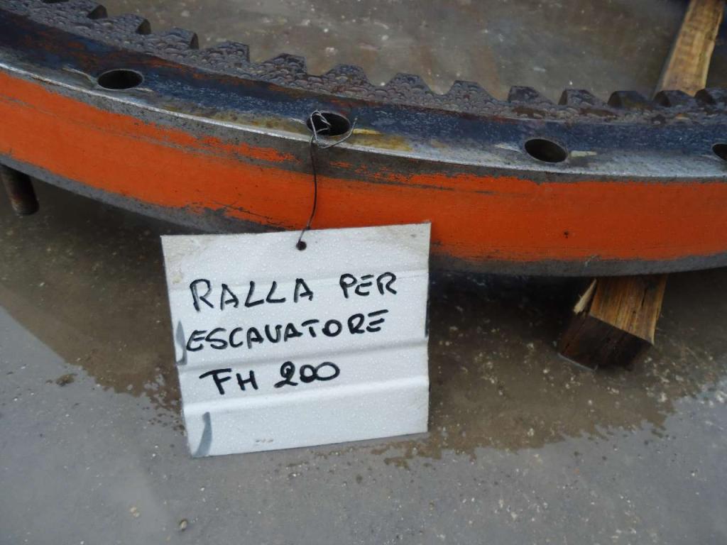 Slewing ring for Fiat Hitachi FH200 Photo 3