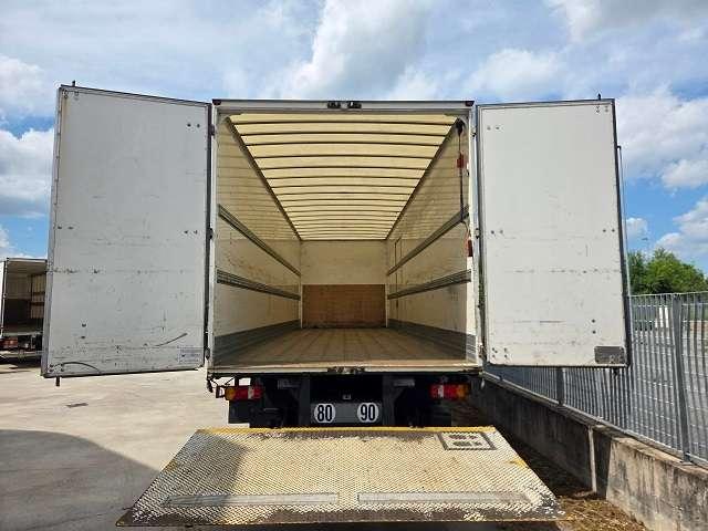 Man TGM 26.320 6X2 Photo 8