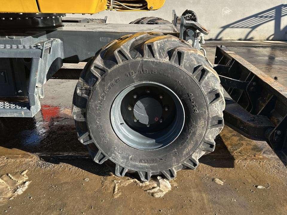 Komatsu PW118MR-11 Photo 7