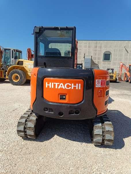Hitachi ZX65USB-5A Photo 4