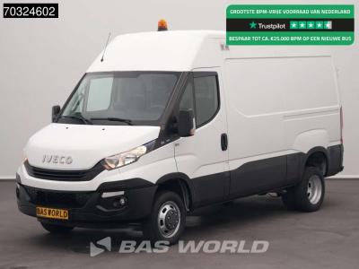 Iveco Daily 35C14 Euro6 L2H2 Dubbellucht 3.5t trekhaak Camera Airco Cruise Airco Trekhaak Cruise control sold by BAS World B.V.