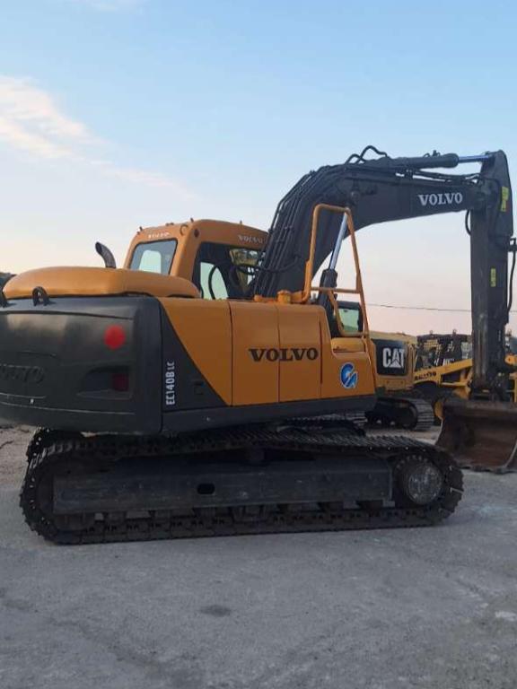 Volvo EC140B Photo 7