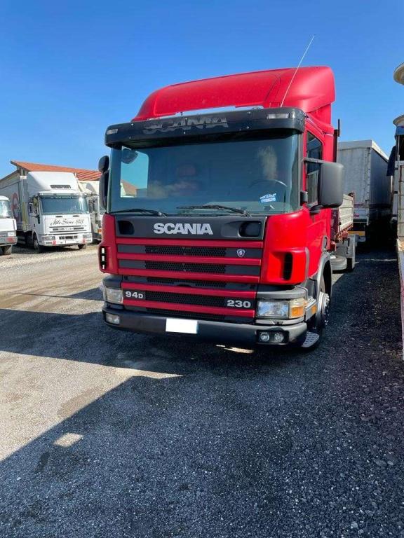 Scania 94DB 230 Photo 3