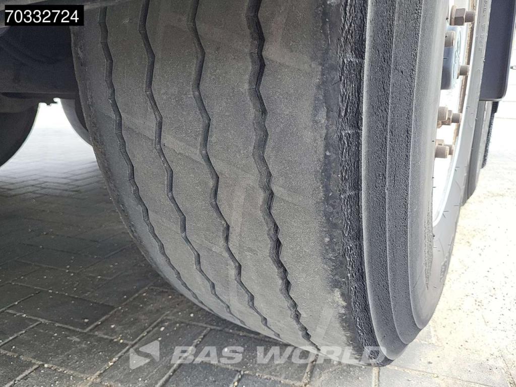 Kässbohrer XS Tailgate 2x Lift Axle Photo 18