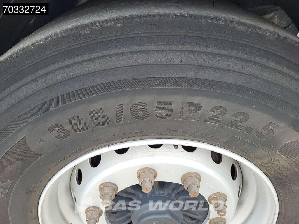 Kässbohrer XS Tailgate 2x Lift Axle Photo 23