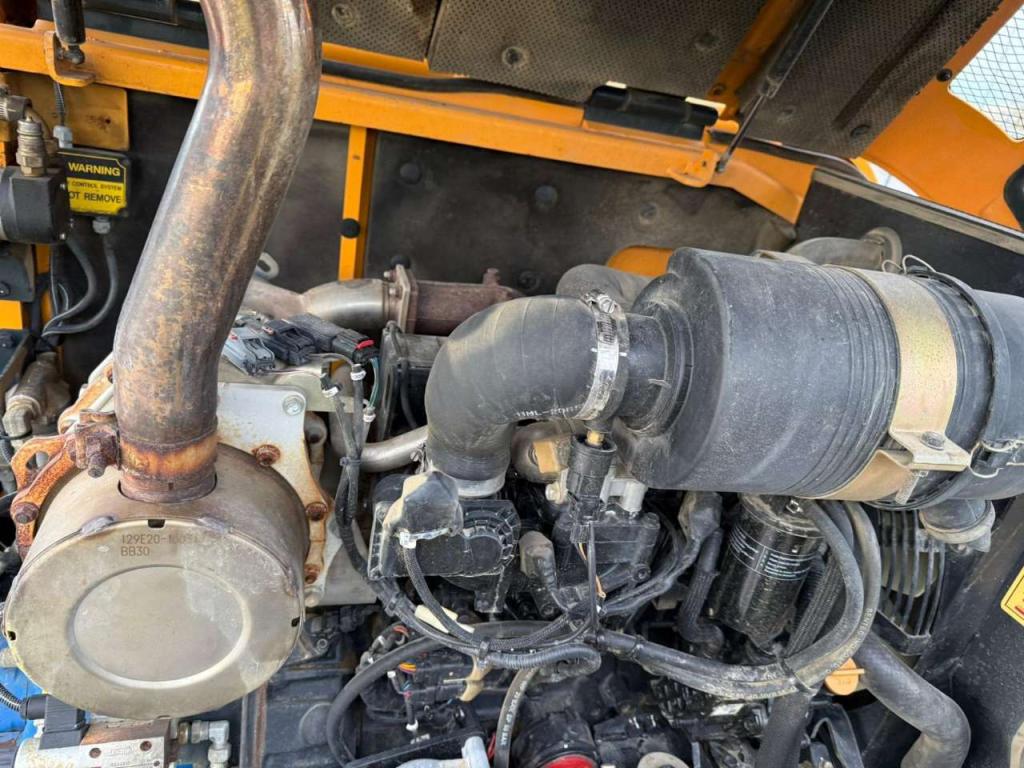 Hyundai Robex 80CR-9A Photo 6