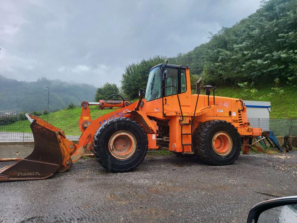 Fiat -Hitachi W230 Photo 1