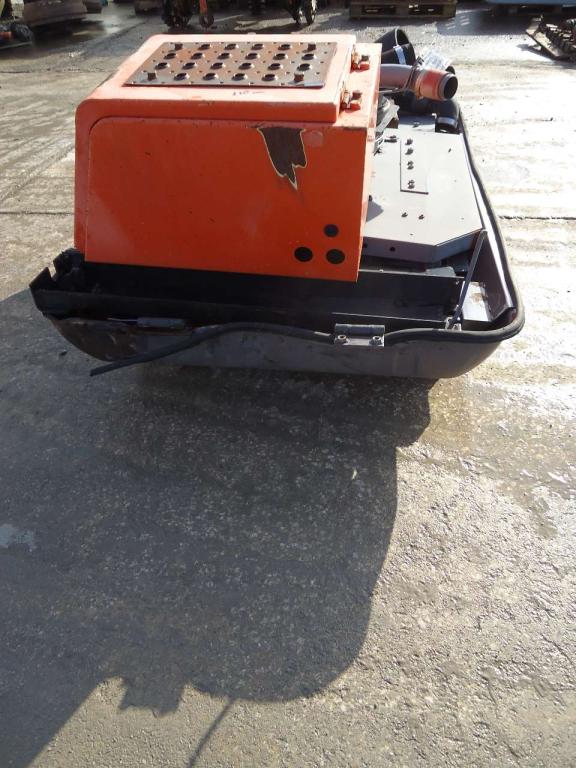 Hood and body panel for Hitachi ZAXIS 210 Photo 2