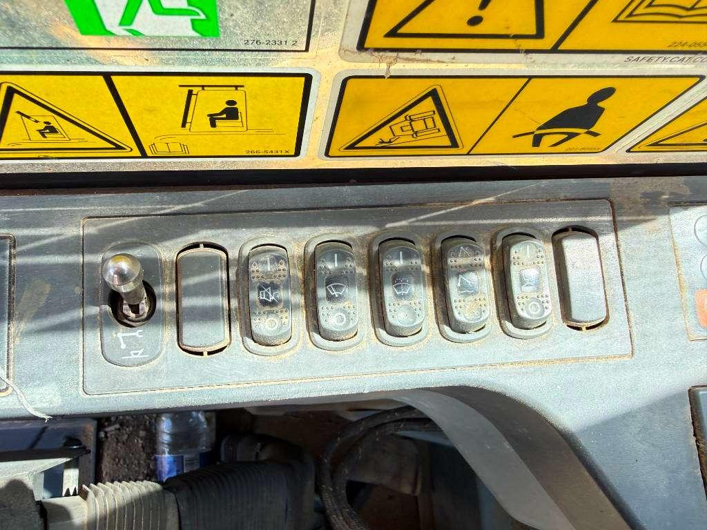 Caterpillar 320FL - New Bucket / Hammer Lines / Camera Photo 14