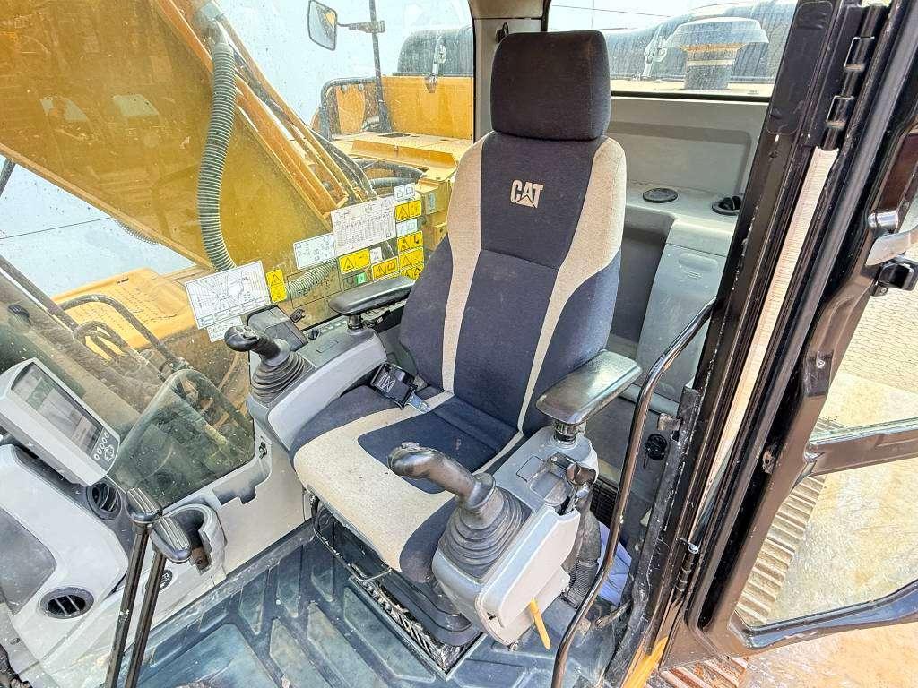 Caterpillar 320FL - New Bucket / Hammer Lines / Camera Photo 8