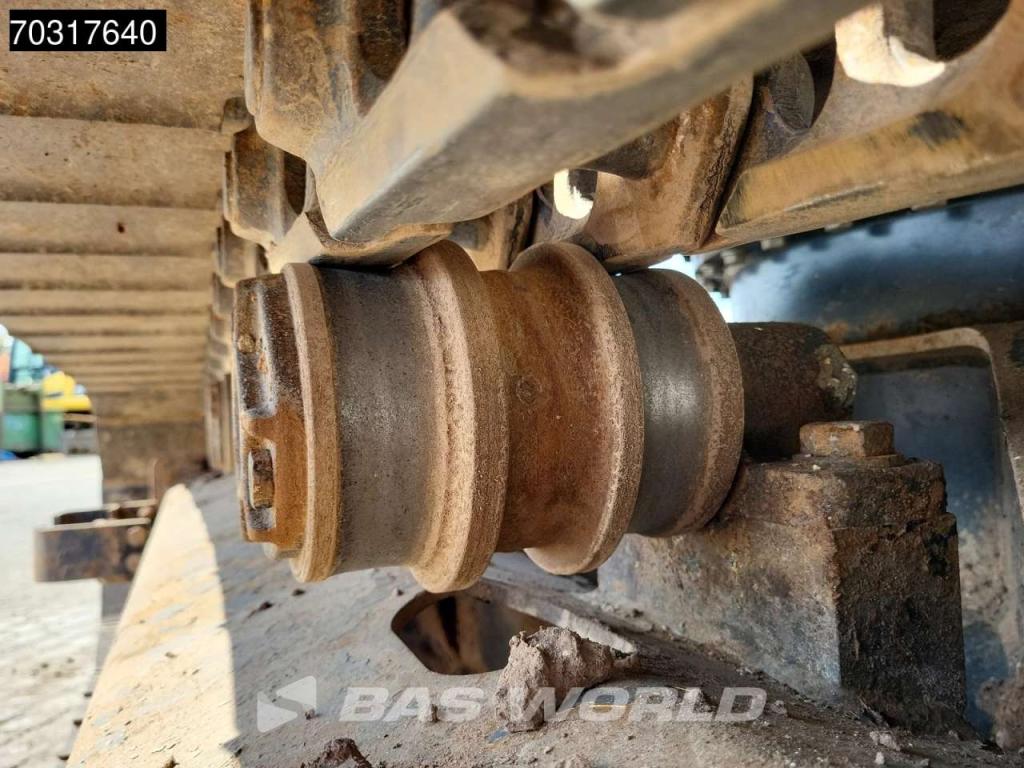 JCB JS131 LC Photo 27
