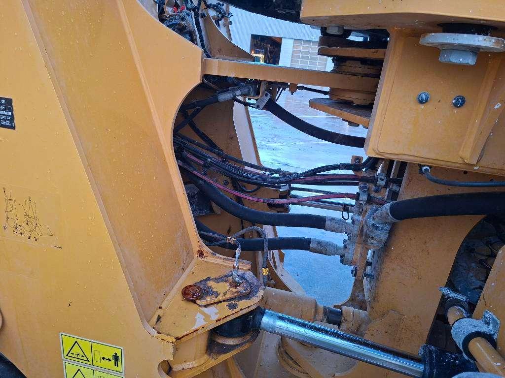 Caterpillar 980 Photo 12