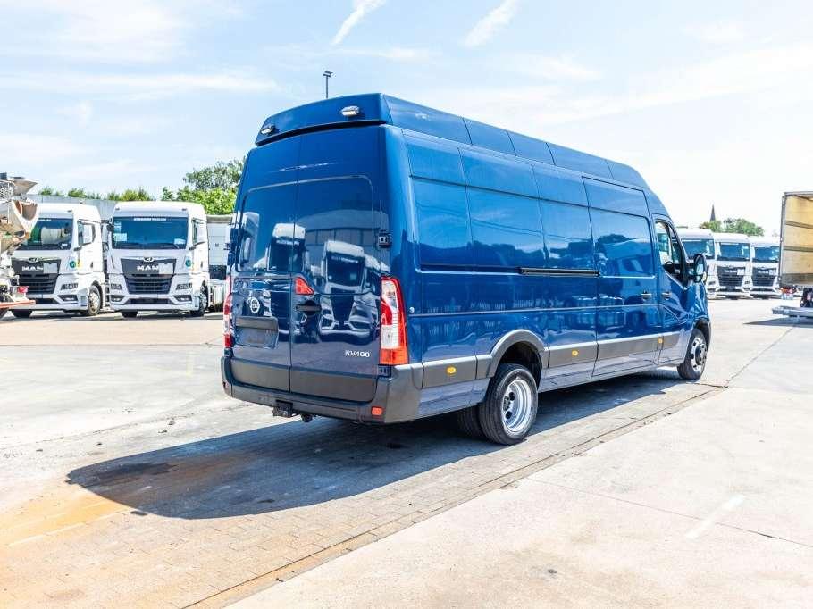 Nissan NV 400 Photo 5