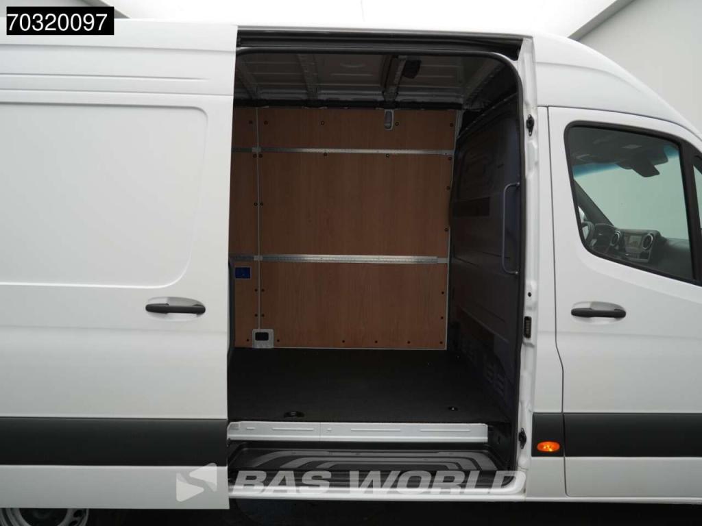 Mercedes-Benz Sprinter 317 CDI Automaat LED 2025 Model L2H2 170PK Navi Airco Cruise Camera MBUX CarPlay Stoelverw Photo 10