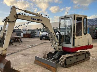 Komatsu PC 30. sold by Tevi Srl