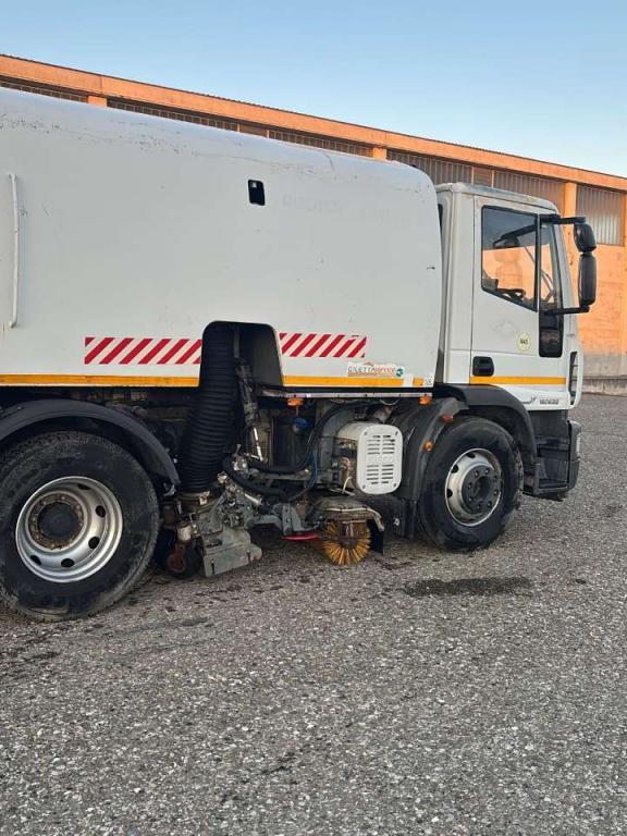 Iveco 160/150/E4 Photo 5