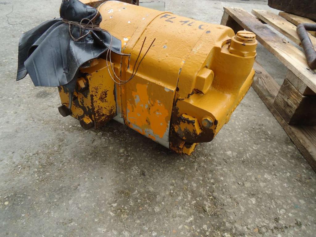 Hydraulic pump for Fiat Allis FL14C - FL14D Photo 2