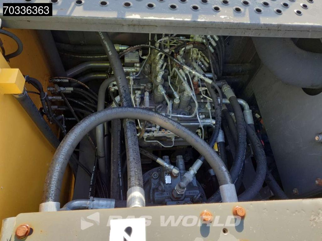 Volvo EC300 E L Photo 23
