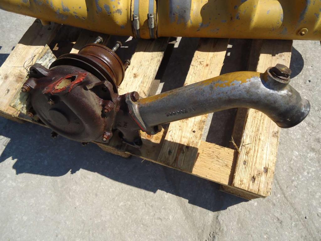 Engine water pump for FD20 - FL20 - FH400 Photo 2