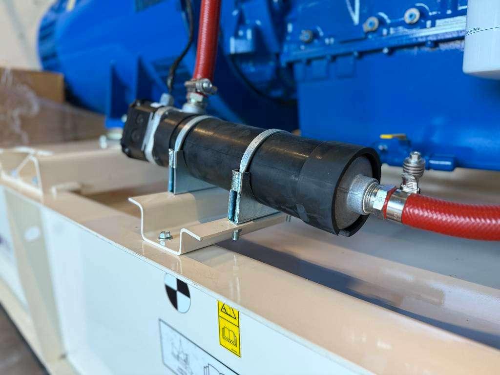 FG Wilson P850-1 - 850 kVA Open Genset - DPX-16024-O Photo 19