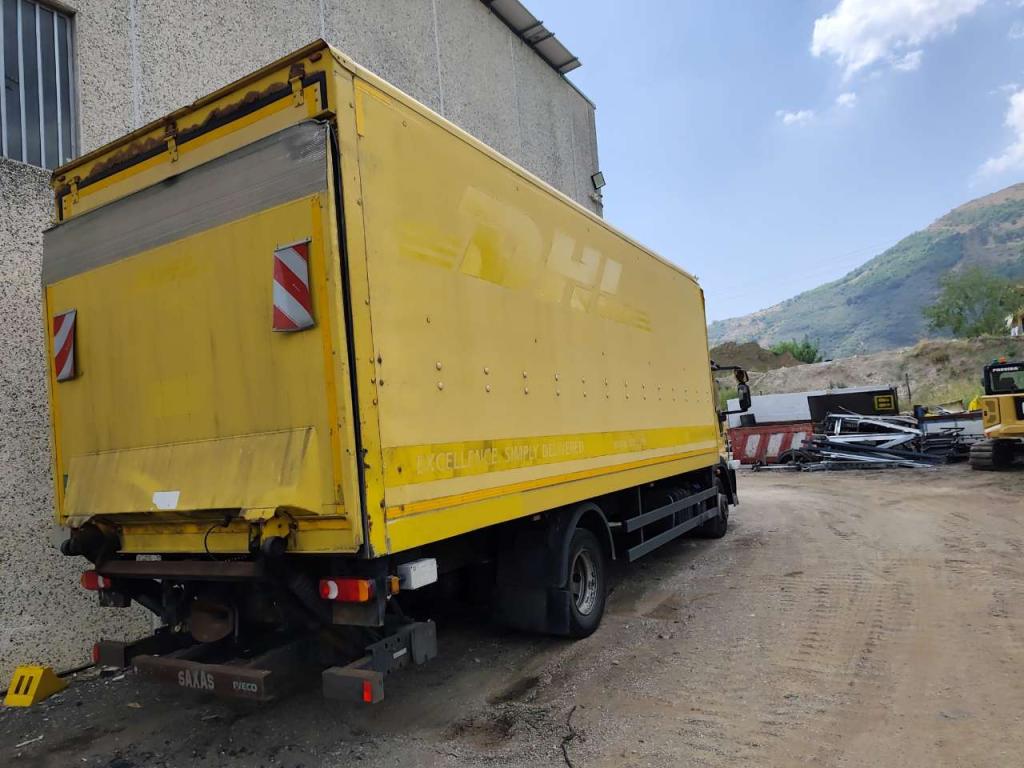 Iveco EUROCARGO CUBE 120E28P Photo 15