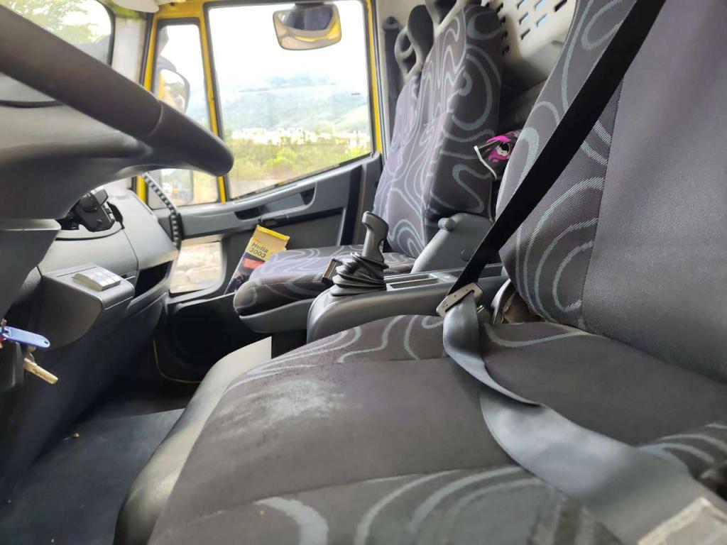 Iveco EUROCARGO CUBE 120E28P Photo 24