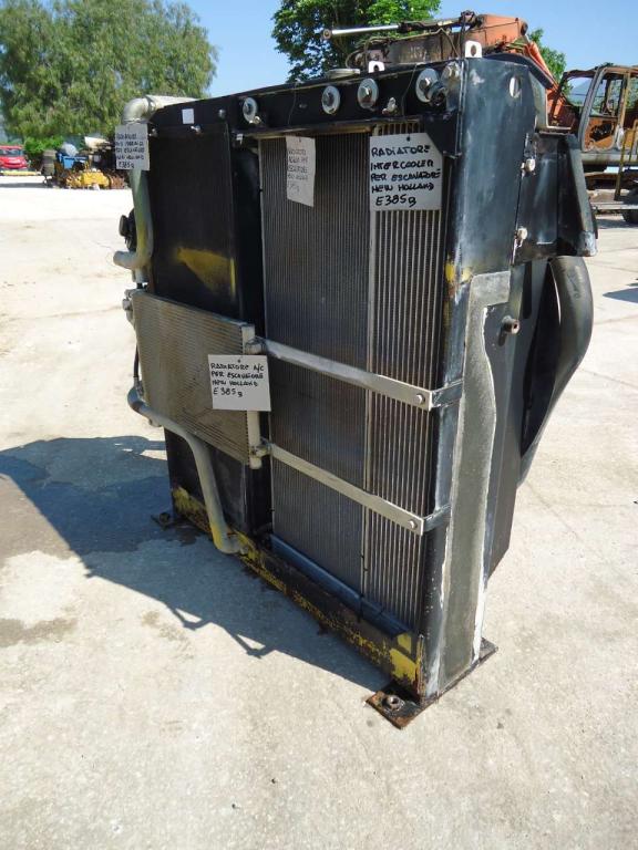 Hydraulic oil cooler for New Holland 385B Photo 1