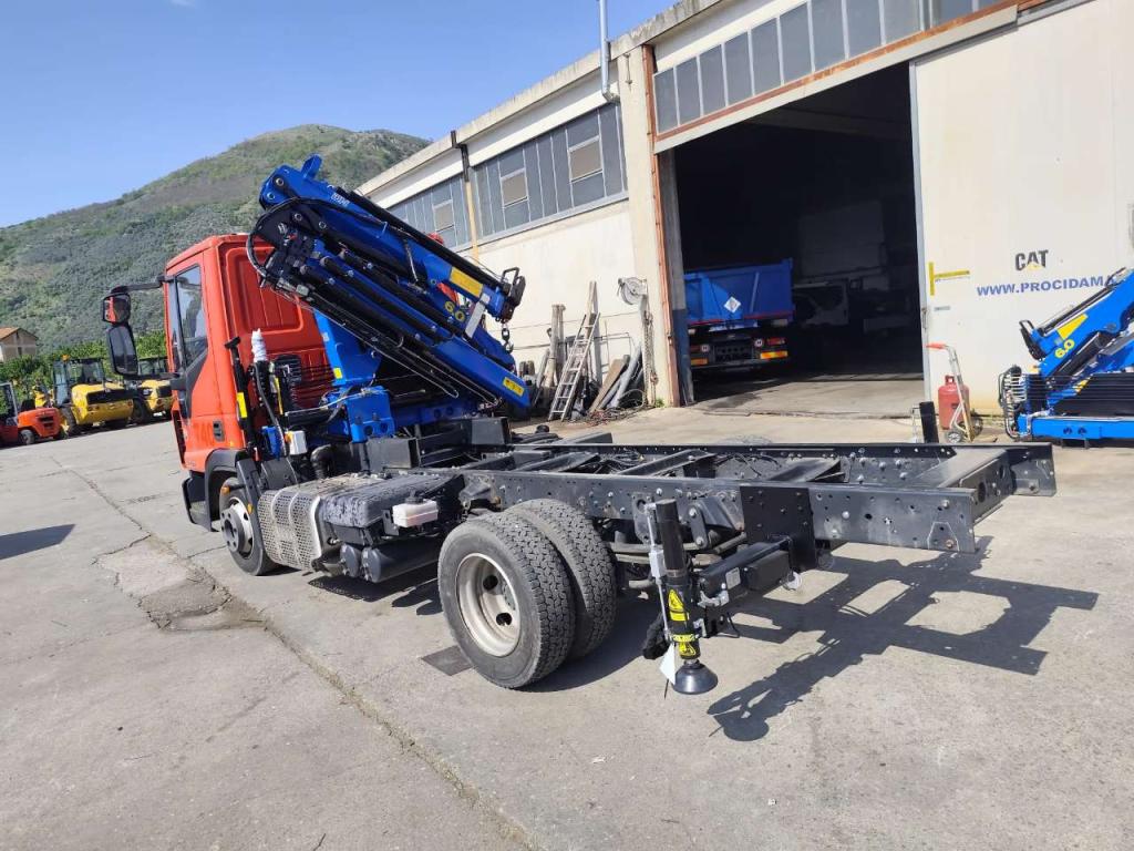 Iveco EUROCARGO 80-190 Photo 20