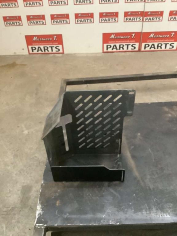 Muffler bracket for Bell 30 E Photo 4