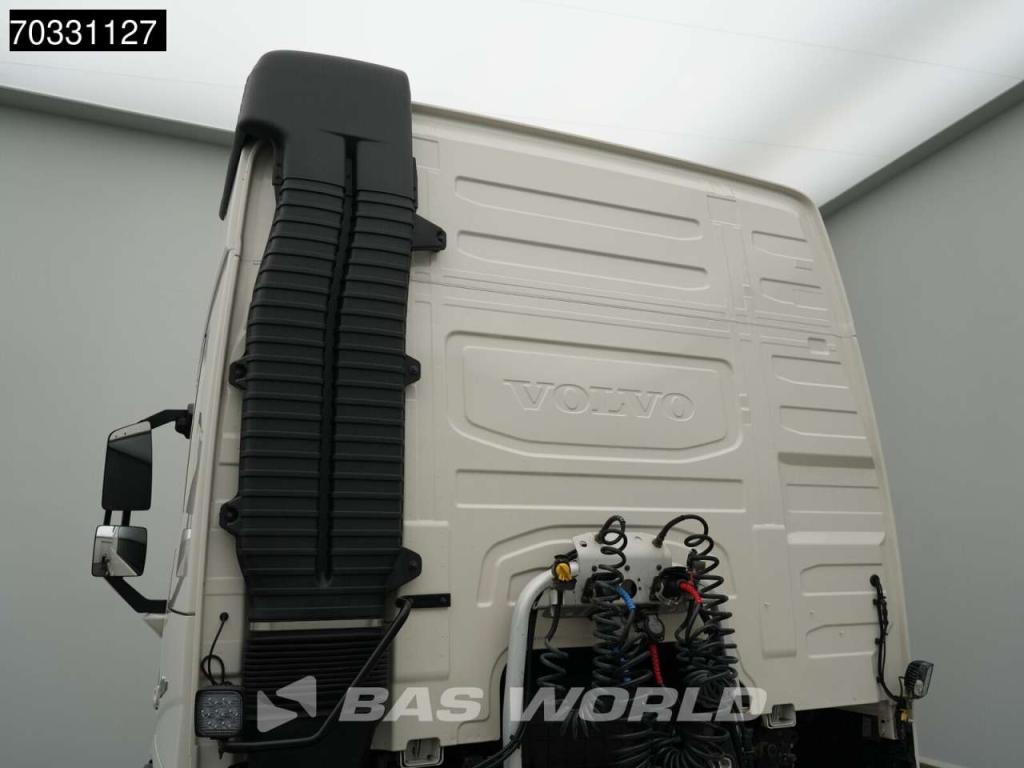 Volvo FM 460 4X2 Globetrotter ACC LED Photo 15