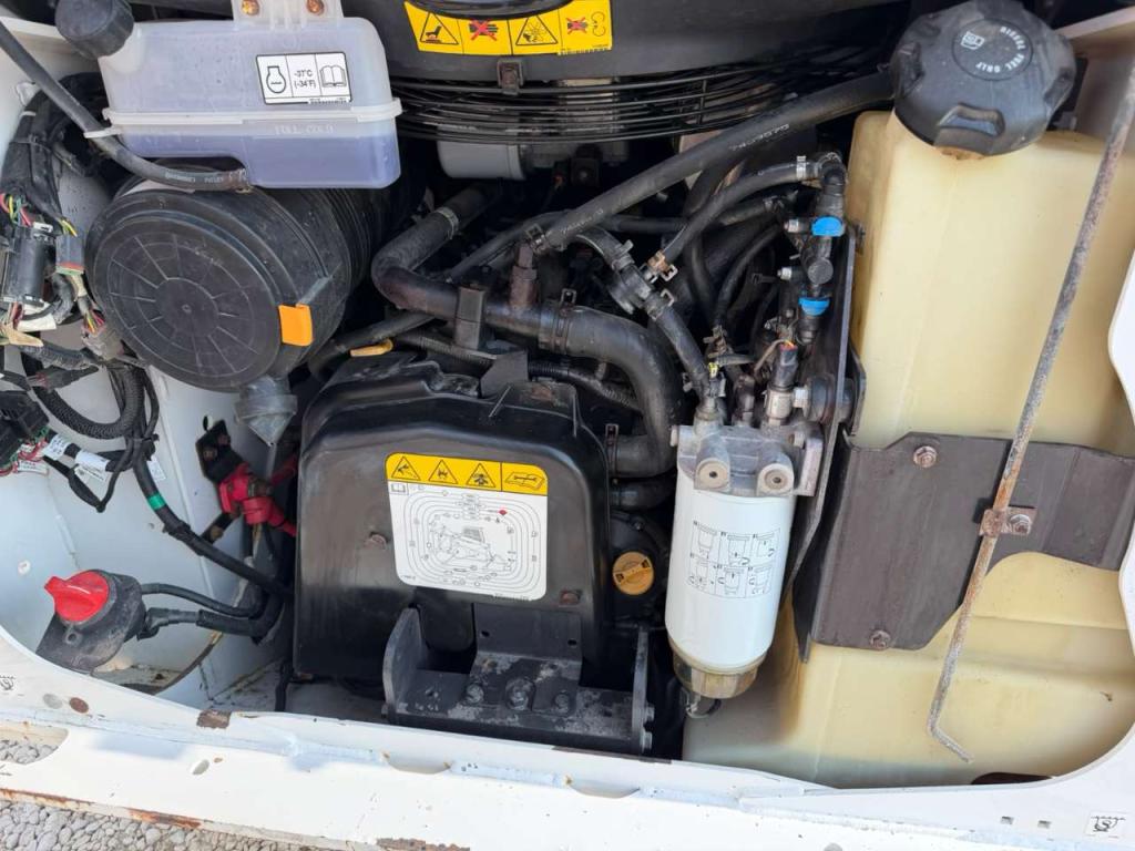 Bobcat S76 Photo 13