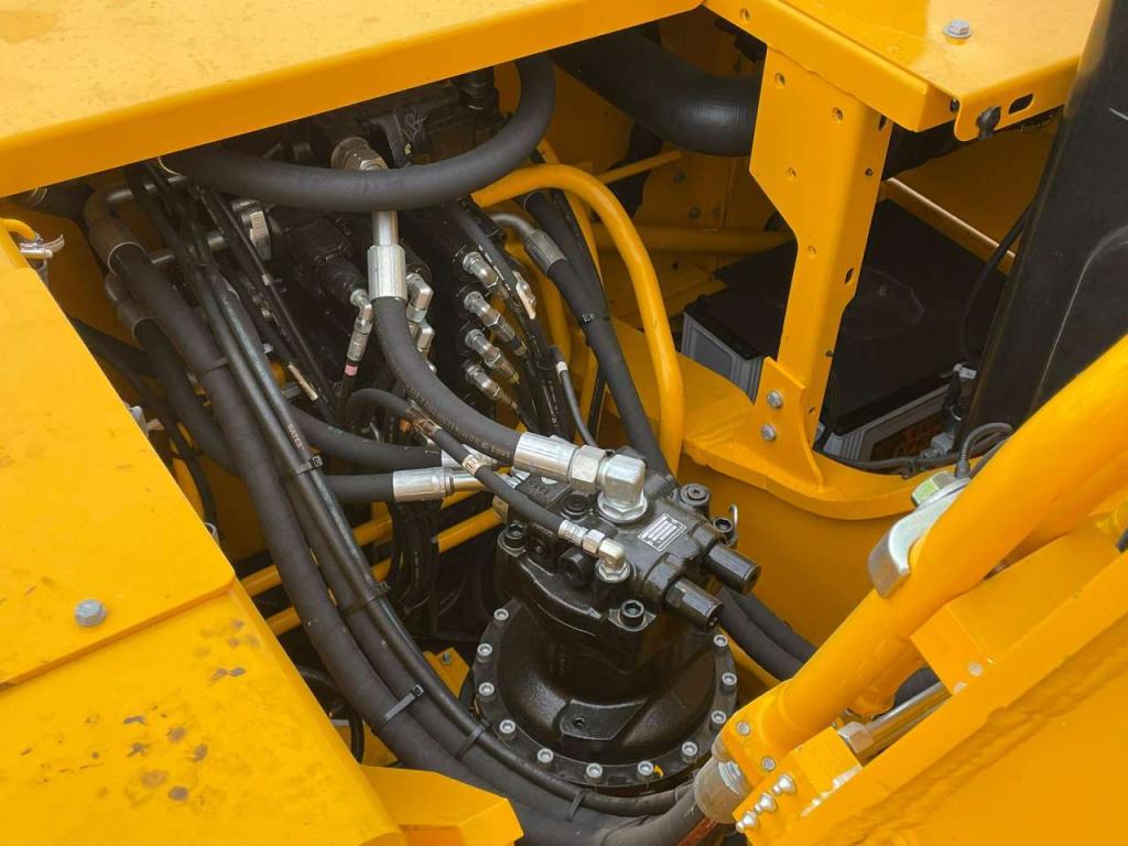JCB 245 HD LR Photo 27