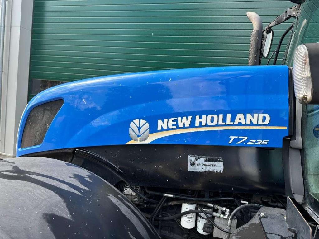 New Holland T7.235 Power Command Photo 15
