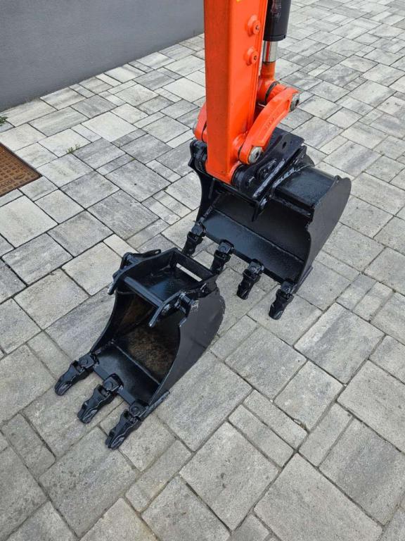 Kubota U17-3a Photo 11