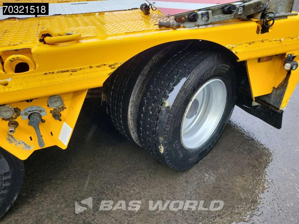 Faymonville F-S43-1 ACA 3x Steering Axle Remote Photo 22