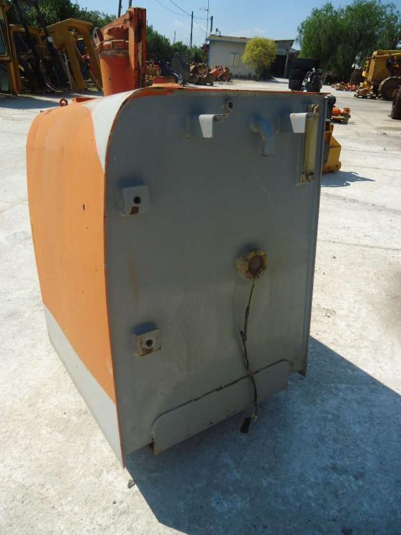 Diesel tank for Fiat Kobelco 235 Photo 1