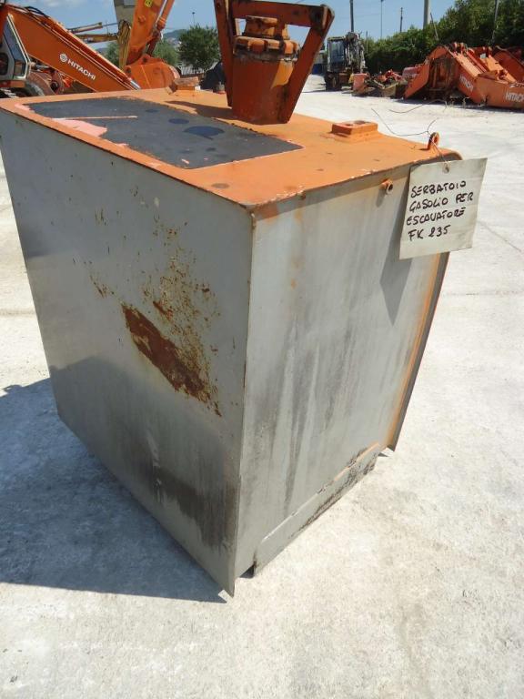 Diesel tank for Fiat Kobelco 235 Photo 3