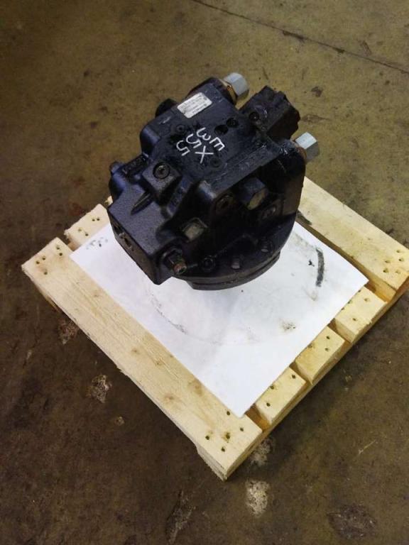 Track motor for Fiat Hitachi Ex 355 Photo 2