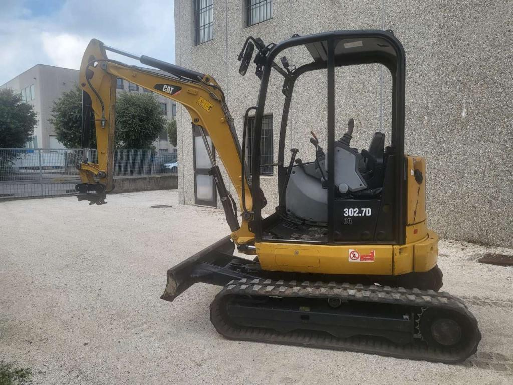 Caterpillar 302.7d Photo 2