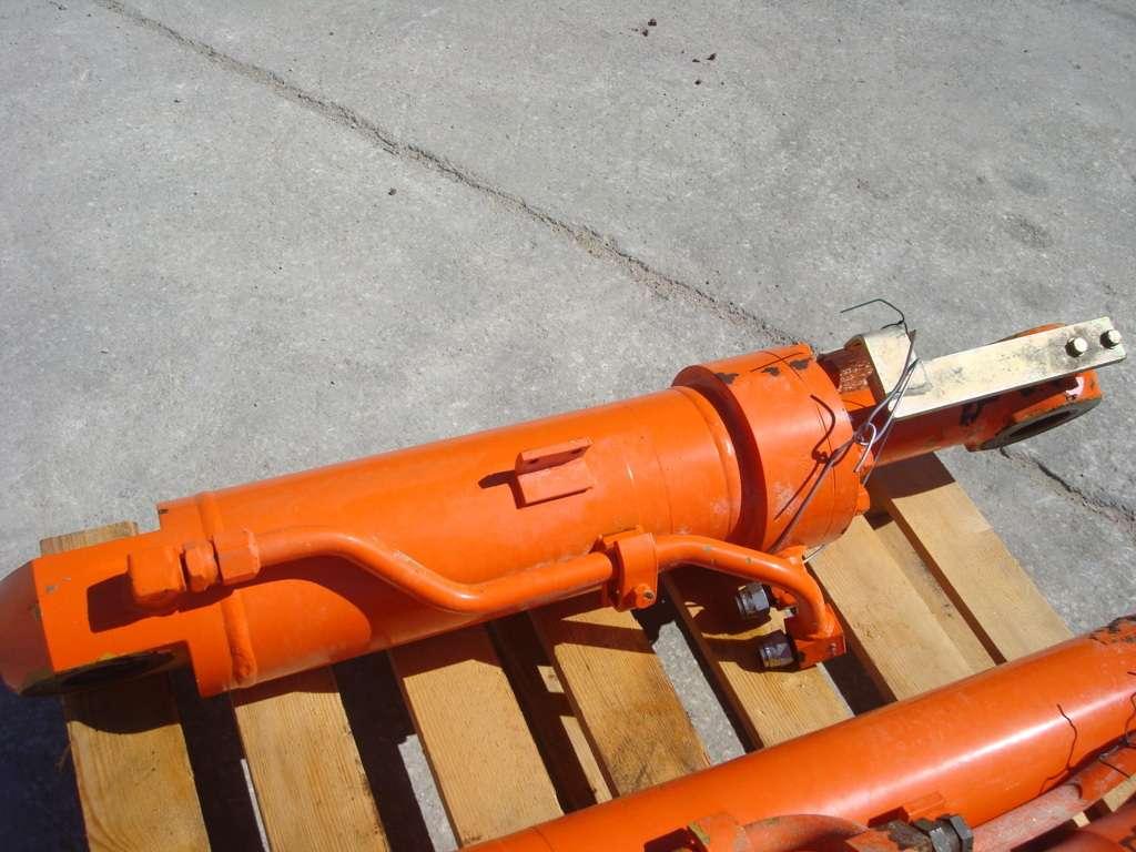 Bucket rotation piston for Fiat Hitachi W130 Photo 2